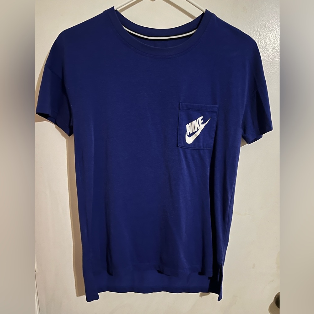 Nike Pocket Tee